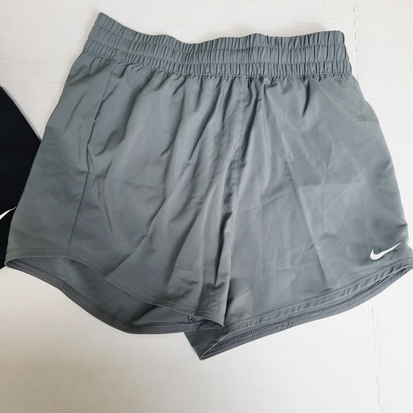 Nike Dri-FIT Kids Training Shorts Loose Fit Black & Gray Set of 2 NWT Gym - Picture 5 of 7